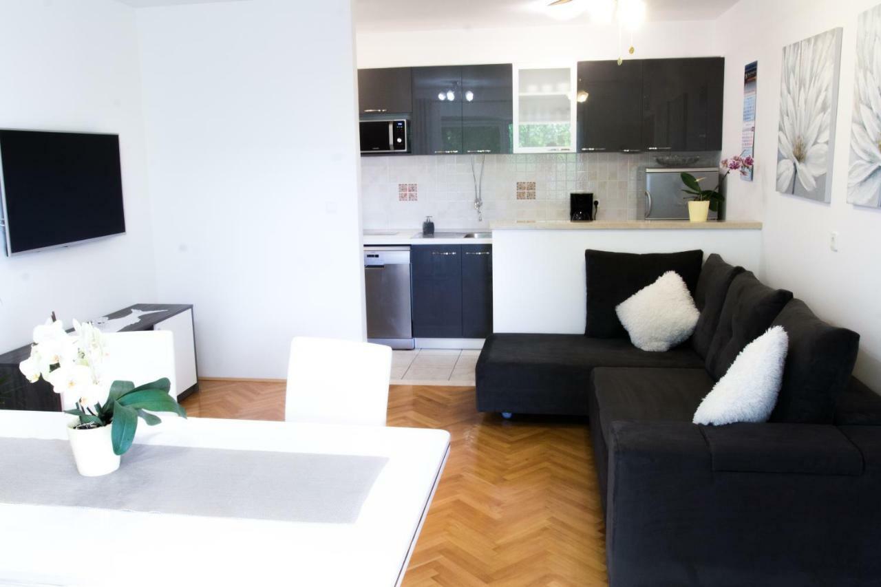 Villa Silvija Mlini Esterno foto